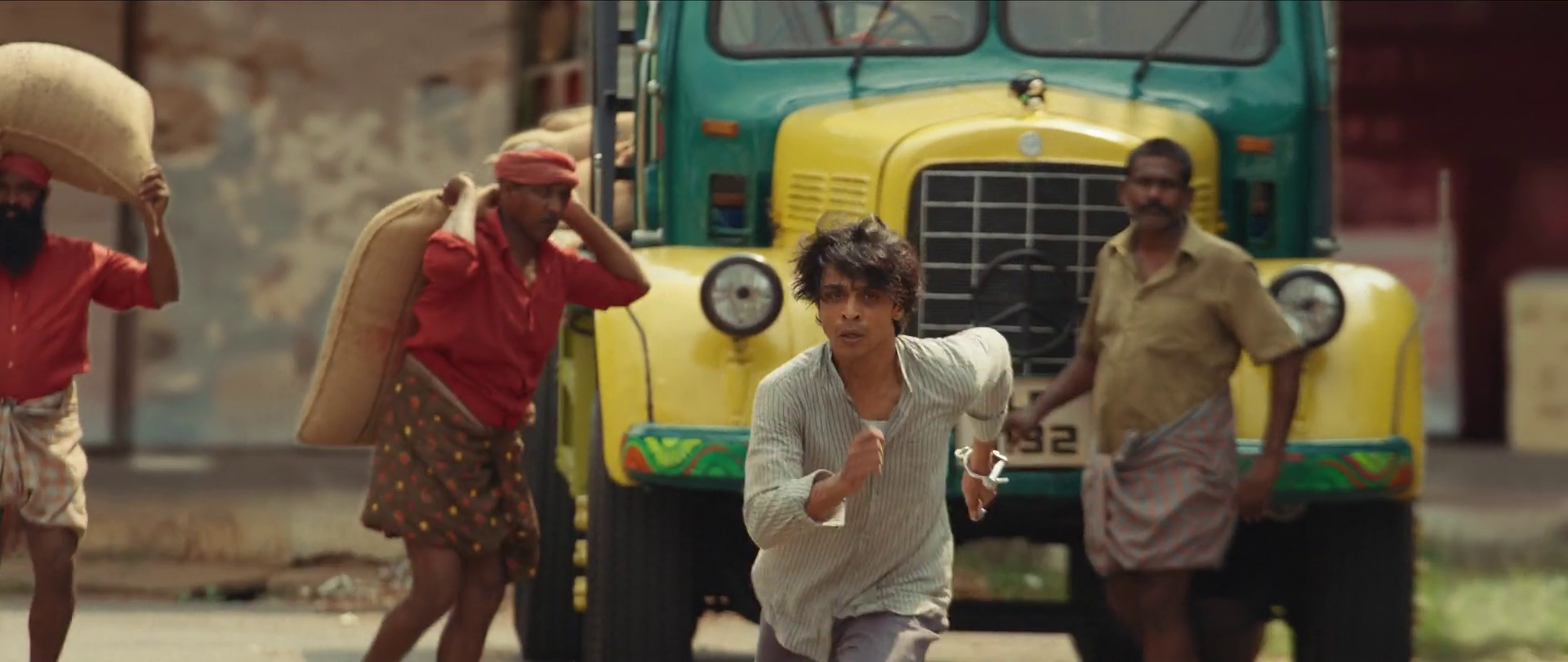 Anweshippin Kandethum 2024 Hindi Dubbed Movie Download HDRip || 300Mb || 720p || 1080p