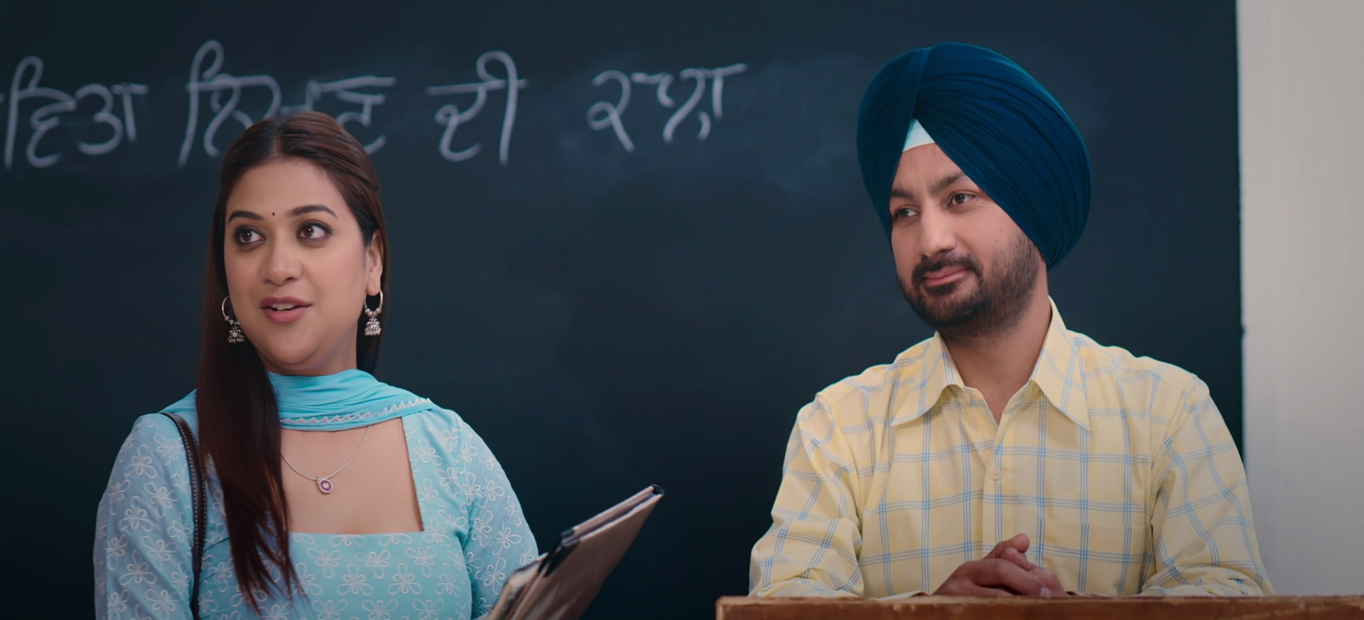 Main Tere Qurbaan 2025 Punjabi Movie Download HDRip || 300Mb || 720p || 1080p