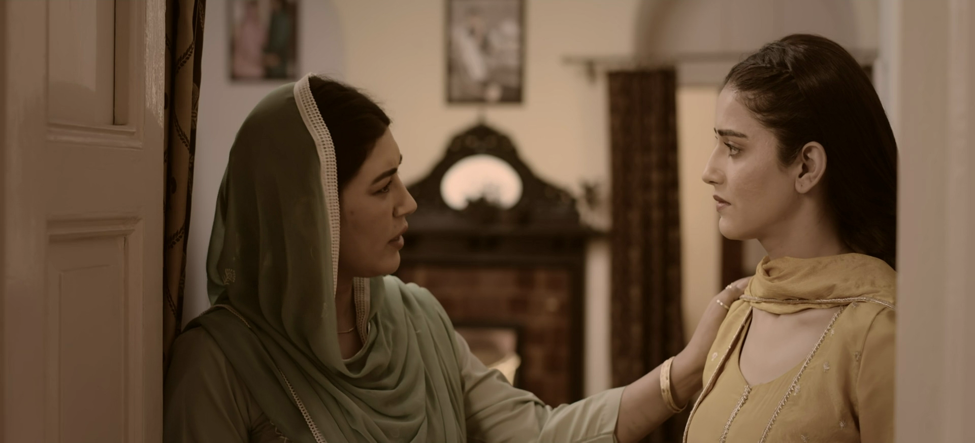 Main Tere Qurbaan 2025 Punjabi Movie Download HDRip || 300Mb || 720p || 1080p