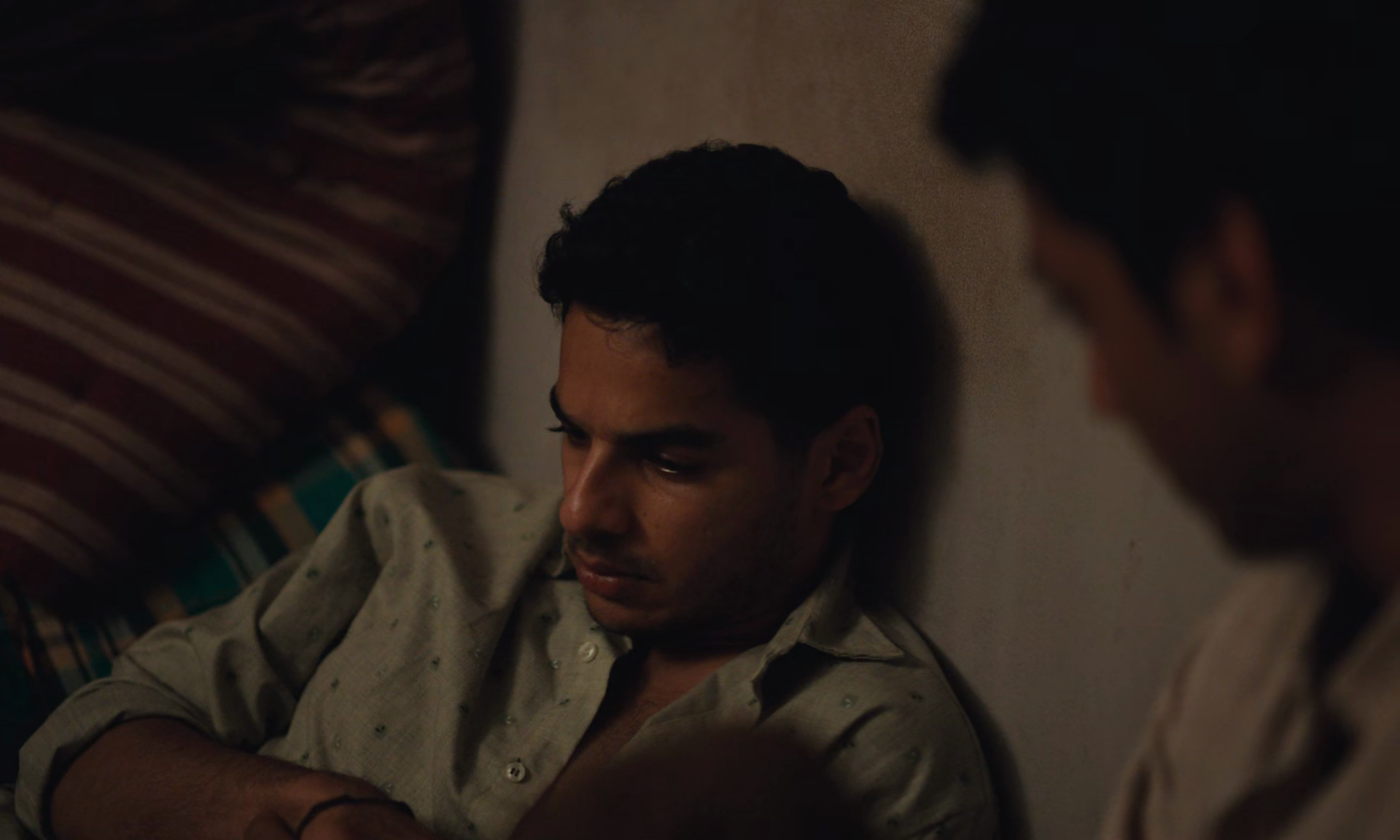 Homebound 2025 Hindi Movie Download HDRip || 300Mb || 720p || 1080p