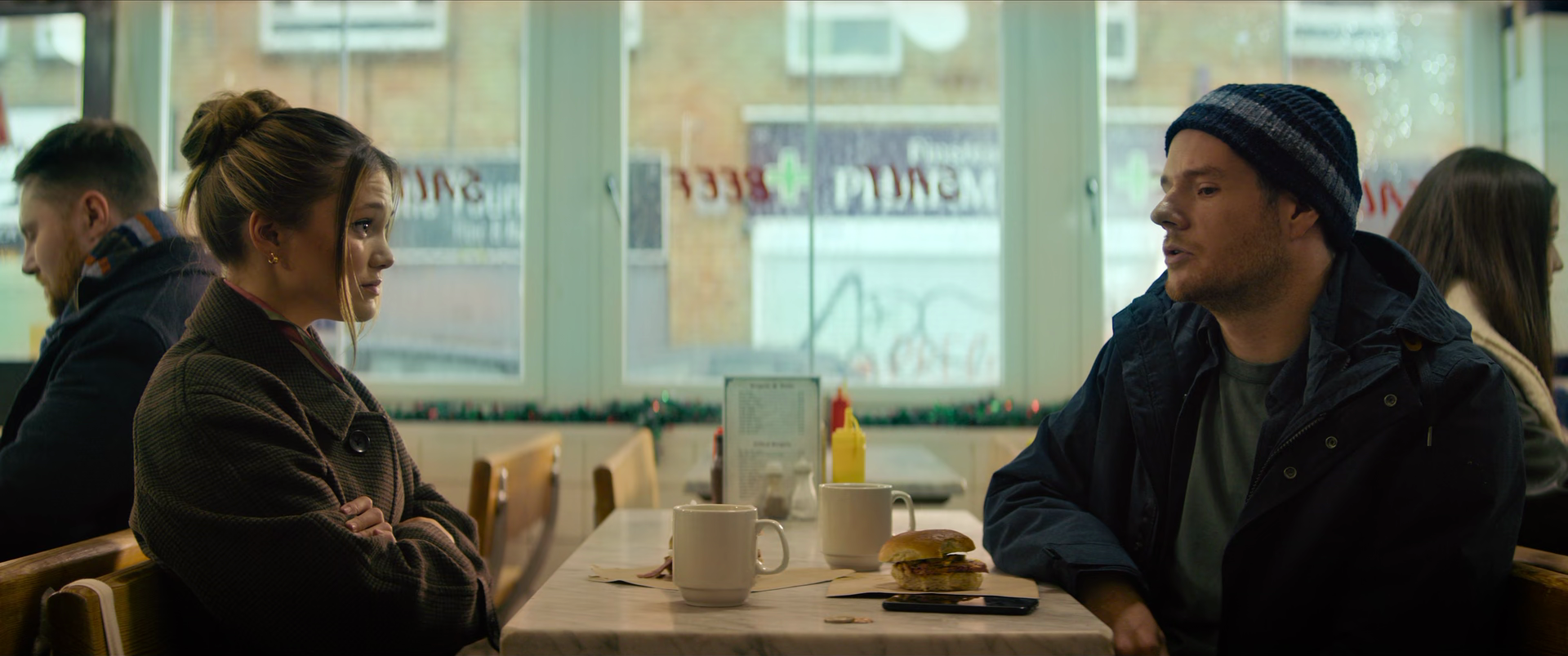 Jingle Bell Heist 2025 Dual Audio HDRip || 300Mb || 720p || 1080p