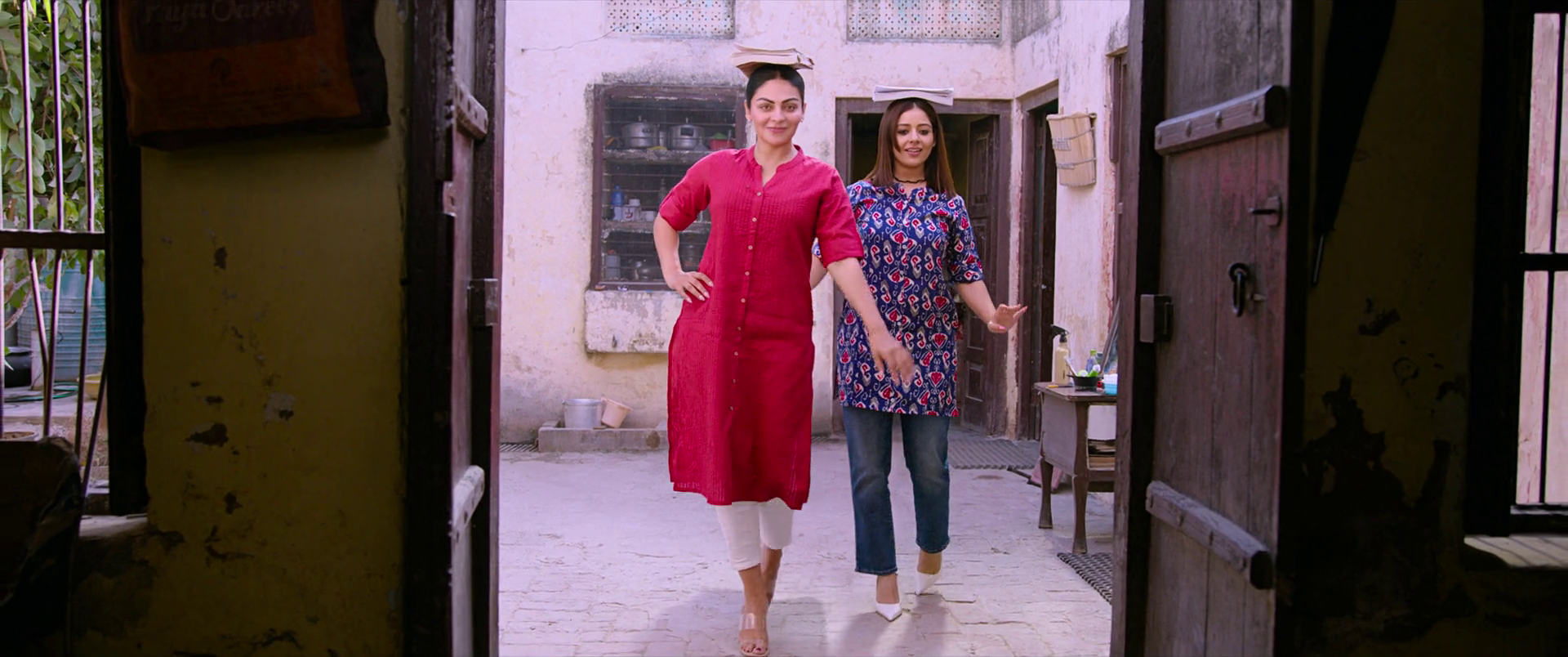 Phaphey Kuttniyan 2025 Punjabi Movie Download HDRip || 300Mb || 720p || 1080p || 2160p