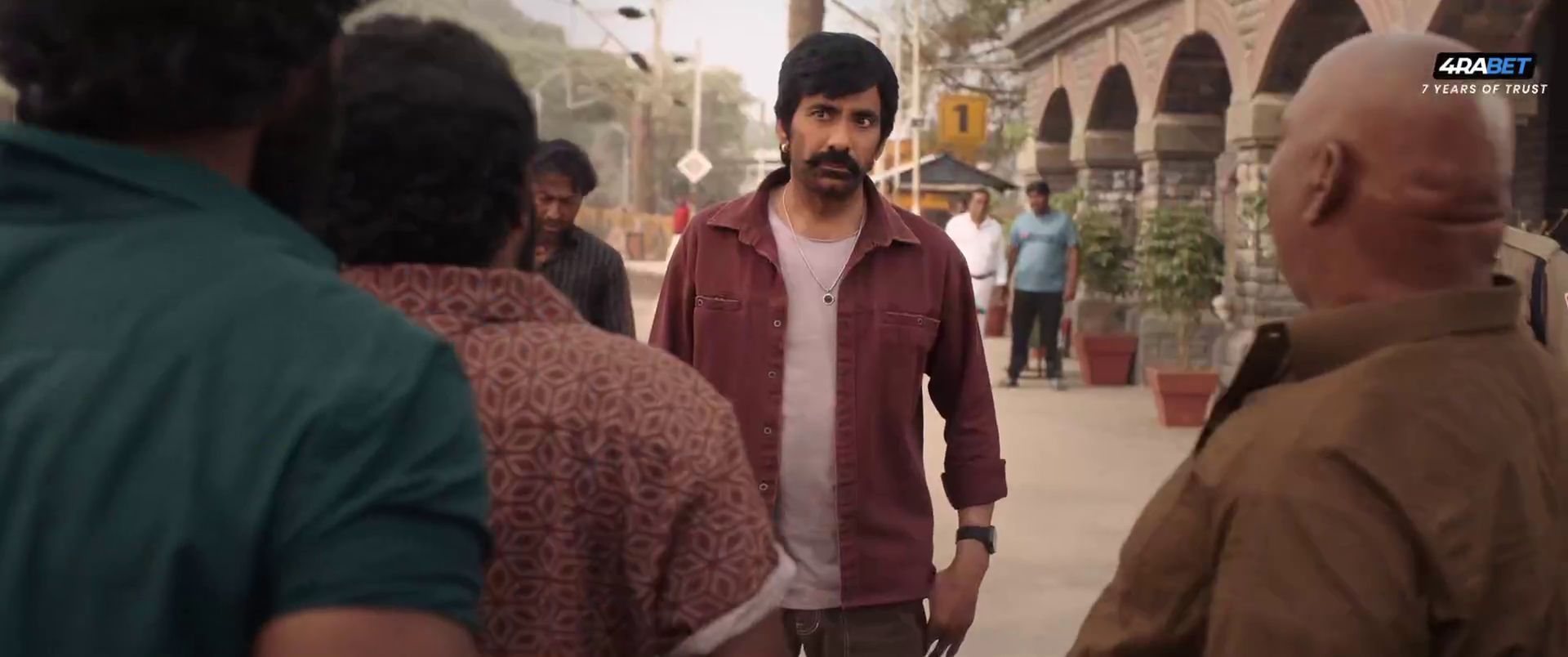 Mass Jathara 2025 Hindi Dubbed Movie Download HDRip || 300Mb || 720p || 1080p