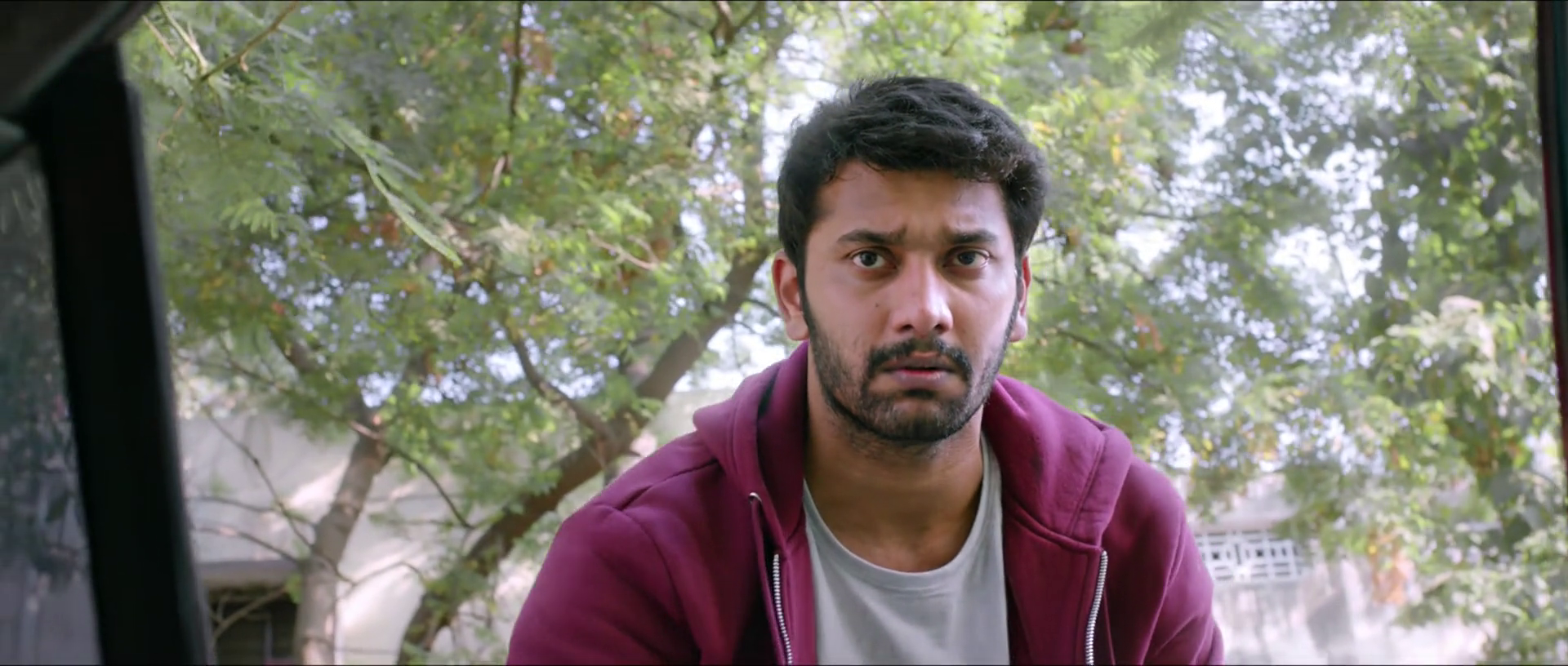 Iravukku Aayiram Kangal 2018 Hindi Dubbed Movie Download HDRip || 300Mb || 720p || 1080p