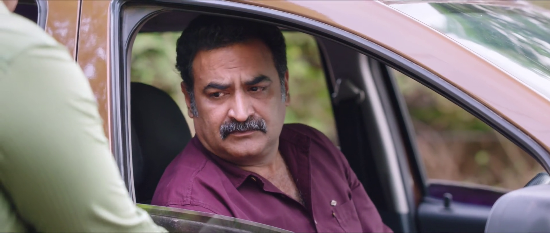 Iravukku Aayiram Kangal 2018 Hindi Dubbed Movie Download HDRip || 300Mb || 720p || 1080p