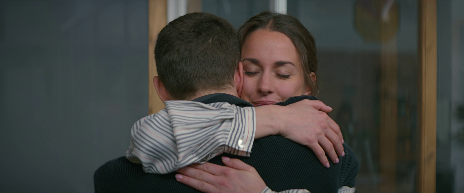 Love at First Kiss 2023 Dual Audio HDRip || 300Mb || 720p || 1080p