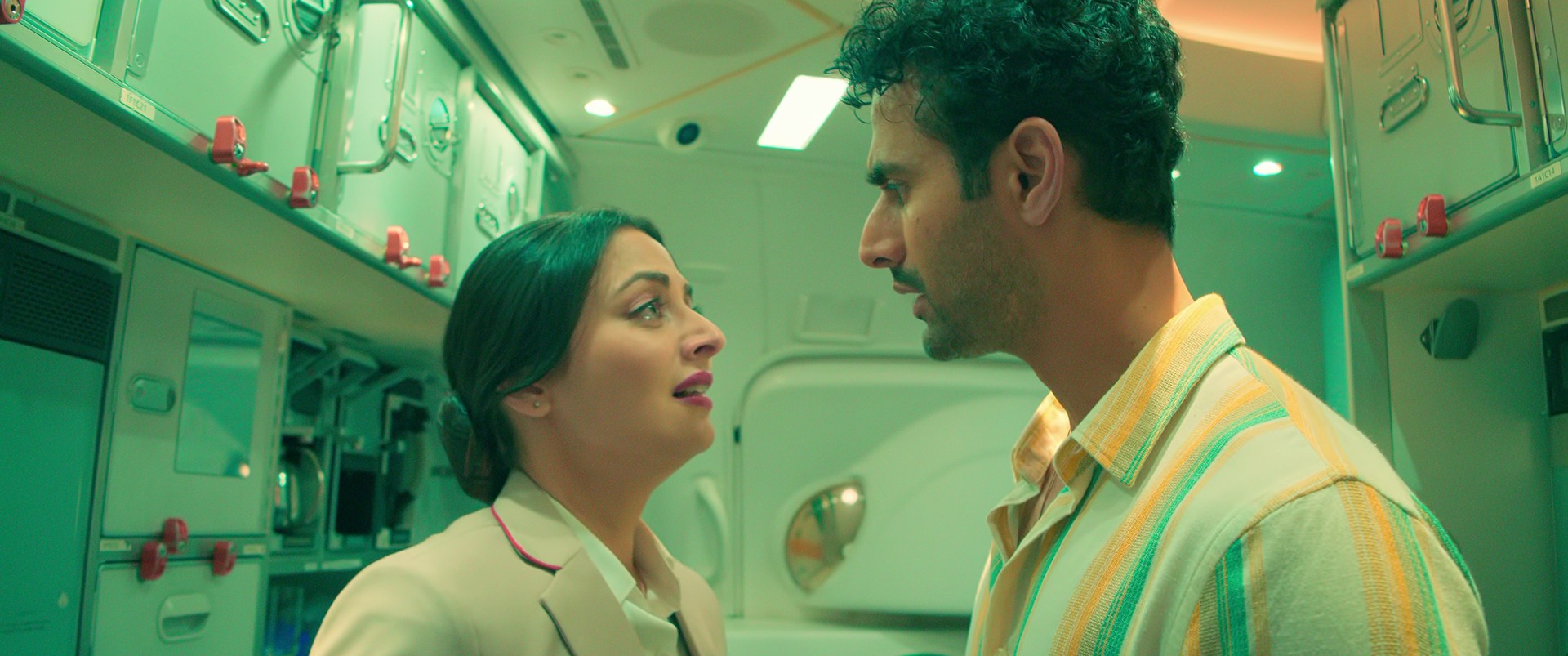 Taskaree: The Smuggler's Web (Season 1) WEB Series HDRip || 150Mb || 720p || 1080p