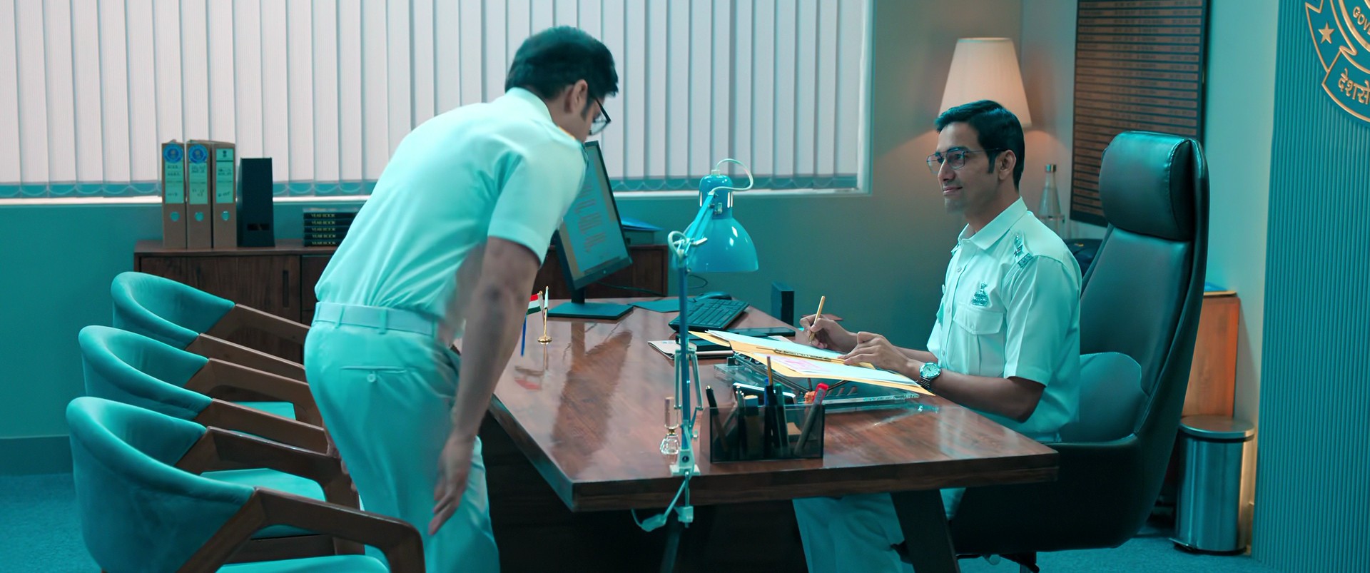 Taskaree: The Smuggler's Web (Season 1) WEB Series HDRip || 150Mb || 720p || 1080p