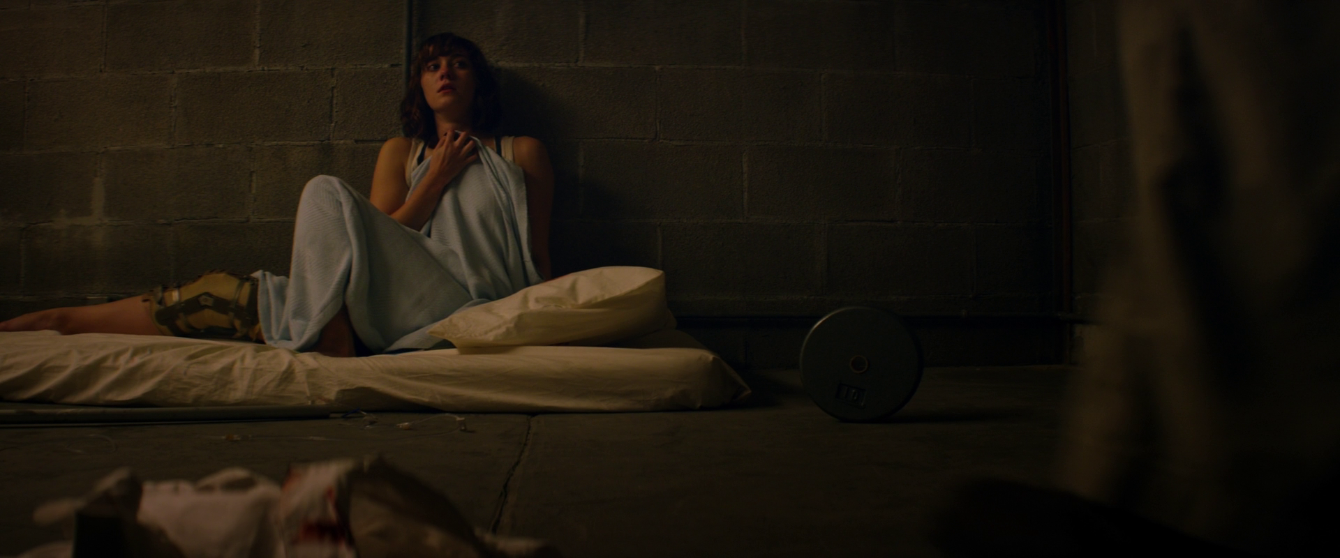 10 Cloverfield Lane 2016 Dual Audio BluRay || 300Mb || 720p || 1080p