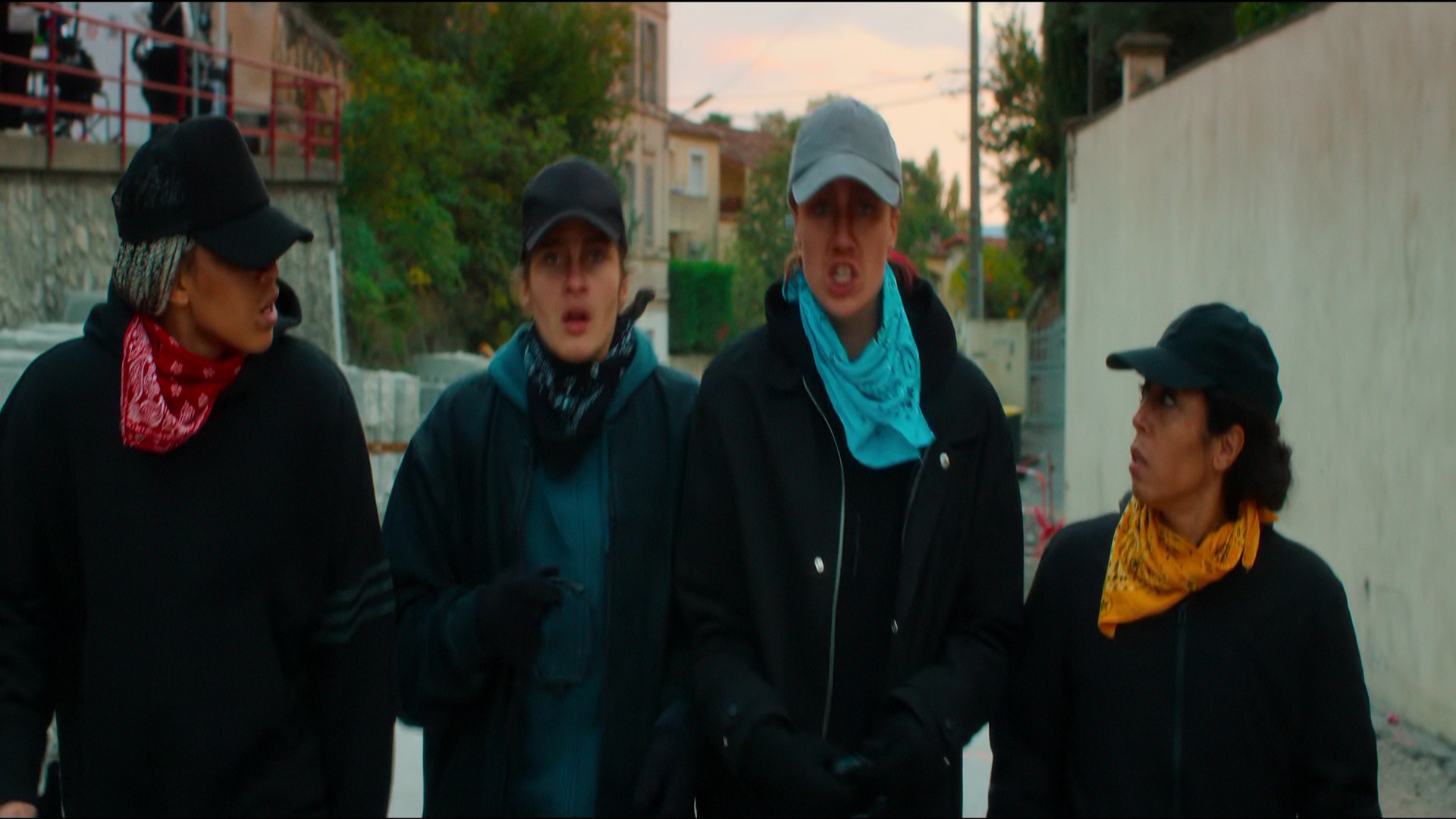 Cash Queens (Season 1) WEB Series HDRip Dual Audio || 1080p