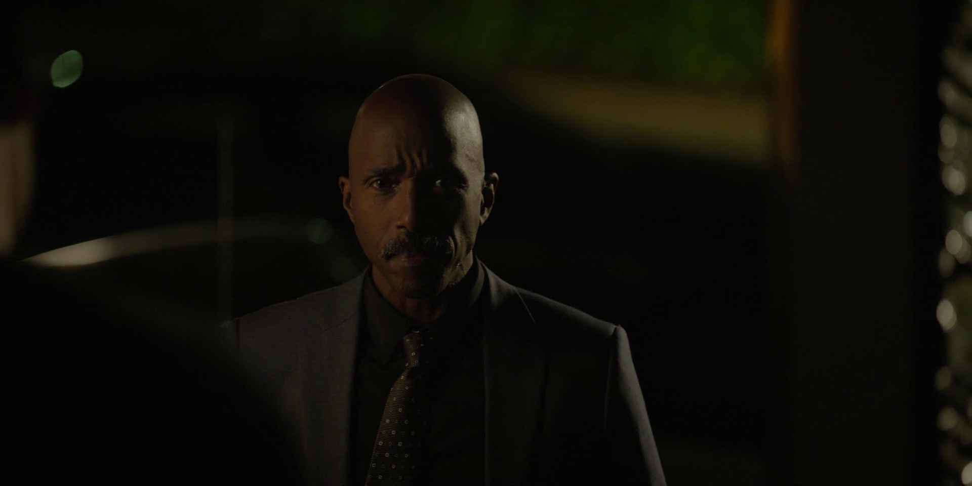 The Lincoln Lawyer (Season 1) WEB Series HDRip Dual Audio || 100Mb || 720p || 1080p