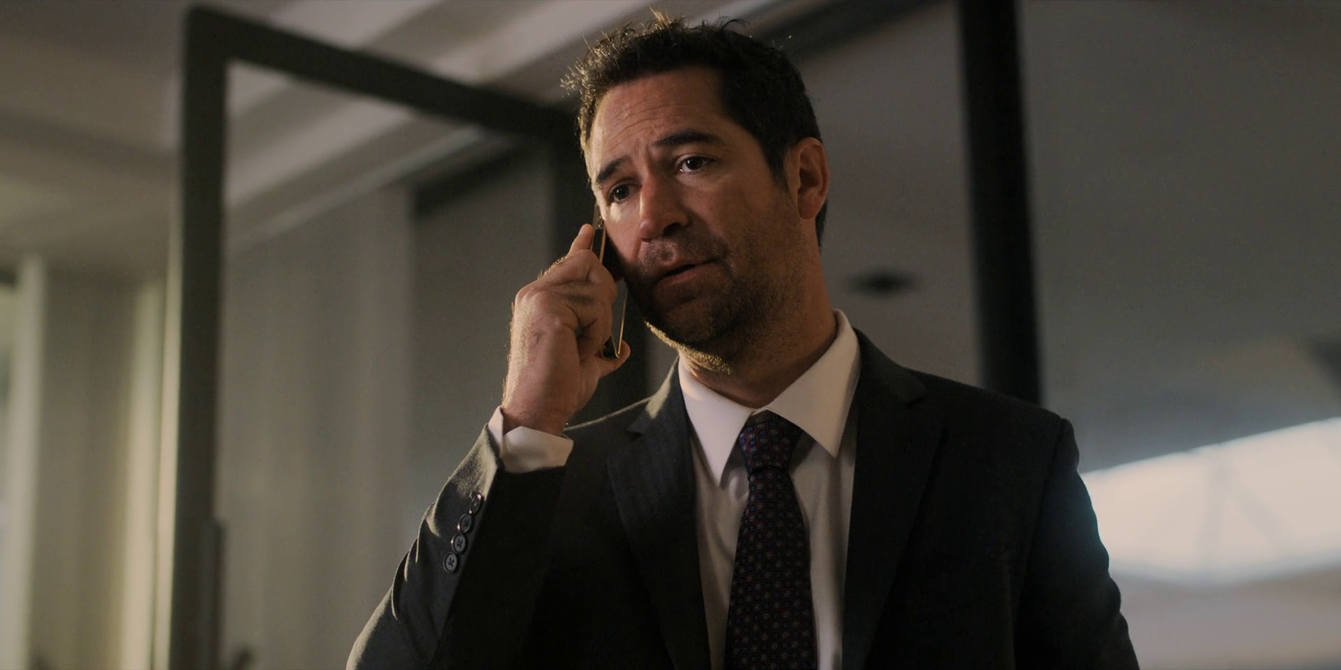 The Lincoln Lawyer (Season 3) WEB Series HDRip Dual Audio || 100Mb || 720p || 1080p