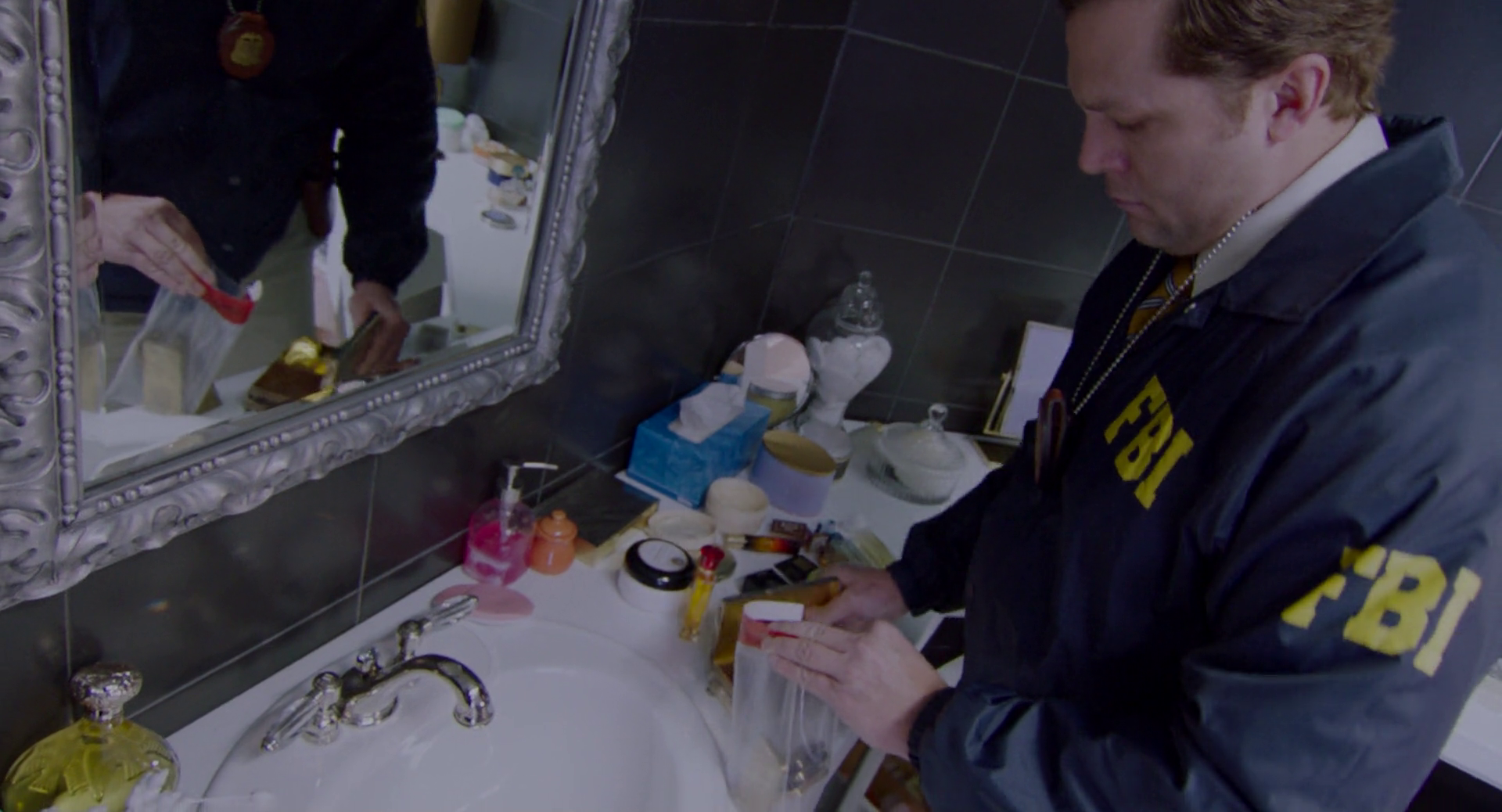 American Made 2017 Dual Audio BluRay || 300Mb || 720p || 1080p