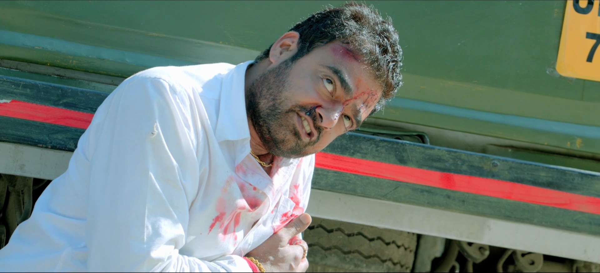 10 Endrathukulla 2015 Hindi Dubbed Movie Download HDRip || 300Mb || 720p || 1080p