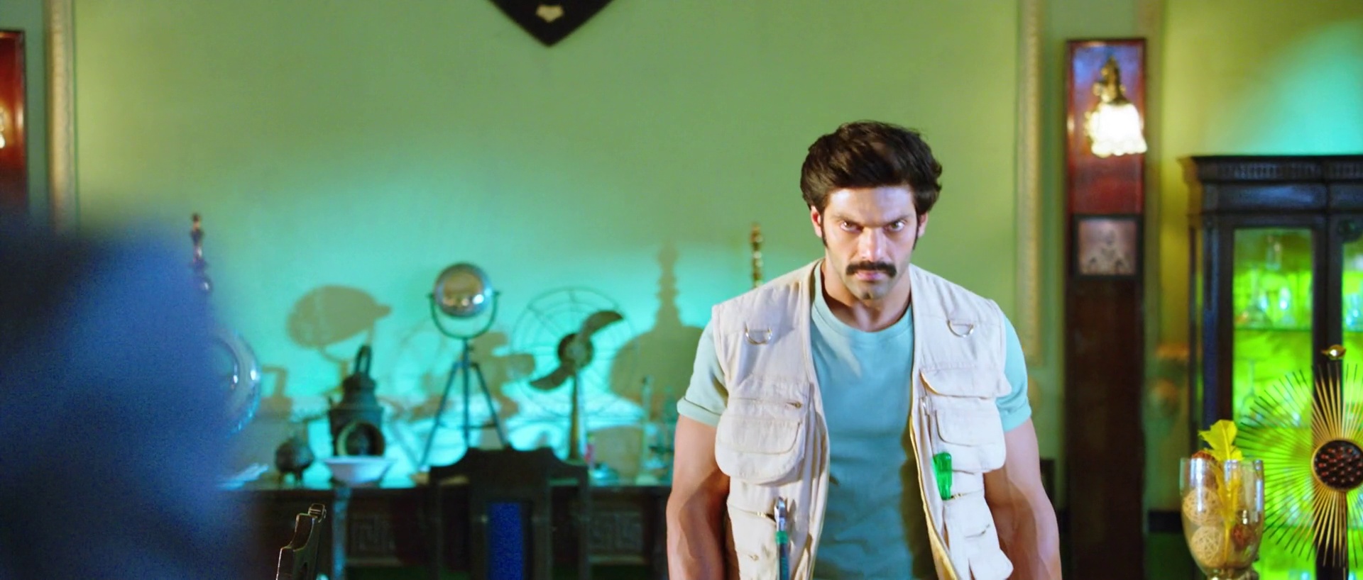 Aranmanai 3 2021 Hindi Dubbed Movie Download HDRip || 300Mb || 720p || 1080p