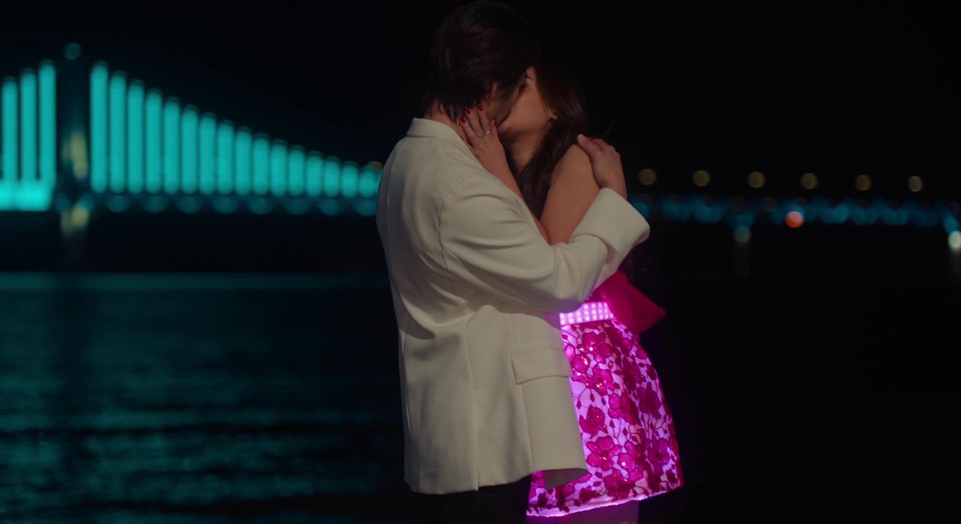 XO Kitty (Season 3) WEB Series HDRip Dual Audio || 100Mb || 720p || 1080p