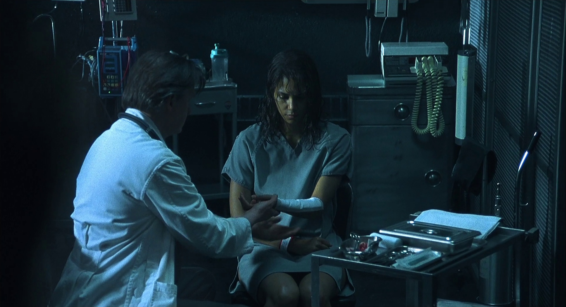 Gothika 2003 Dual Audio BluRay || 300Mb || 720p || 1080p || 2160p