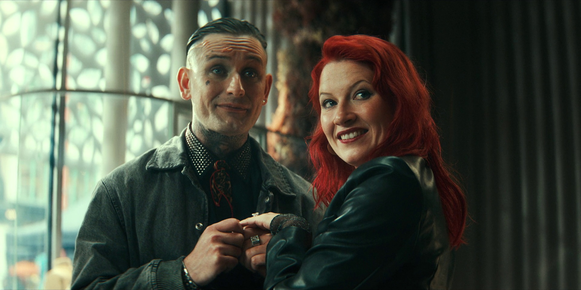 Crooks (Season 2) WEB Series HDRip Dual Audio || 100Mb || 720p || 1080p