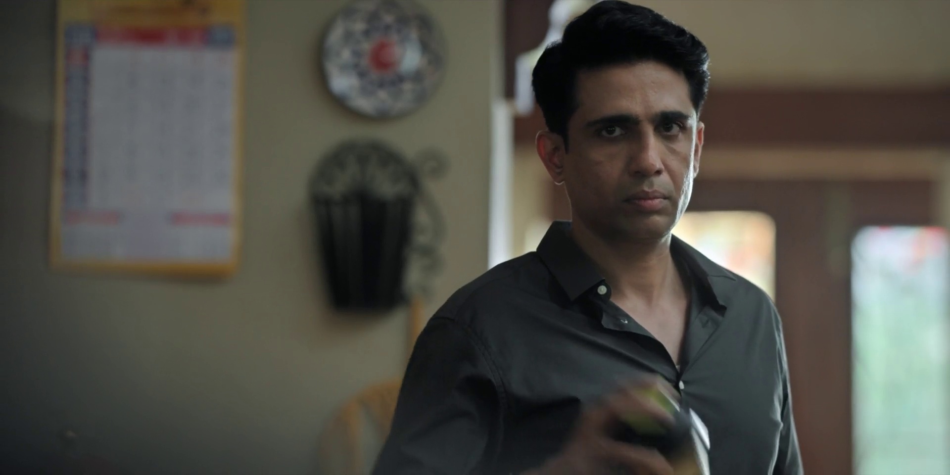Perfect Family (Season 1) WEB Series HDRip || 100Mb || 720p || 1080p