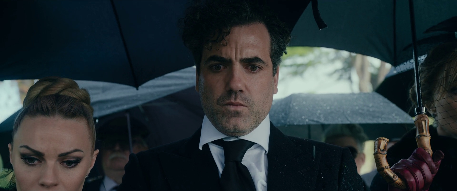 The Gentlemen (Season 1) WEB Series HDRip Dual Audio || 100Mb || 720p || 1080p